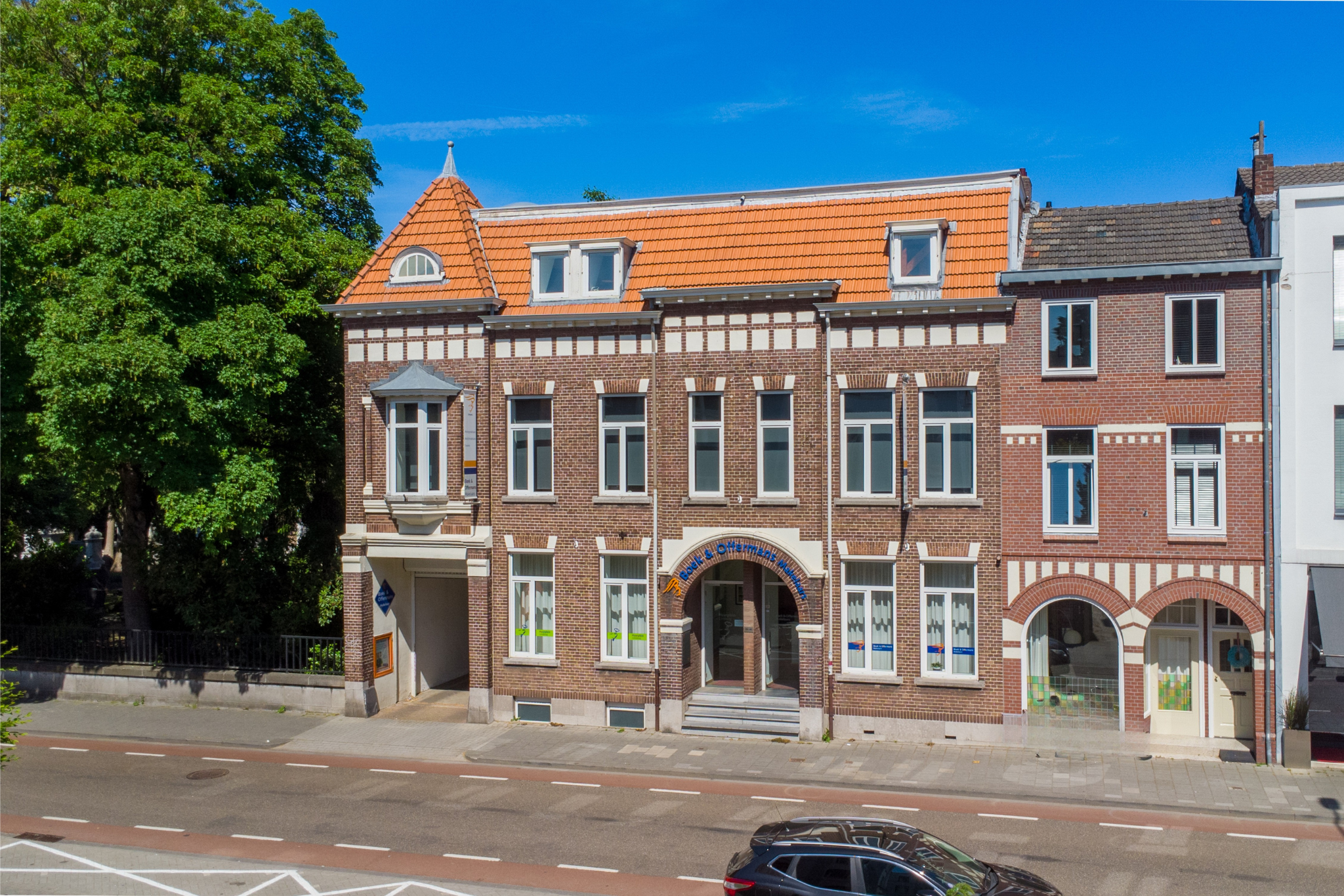 Logo of the real-estate